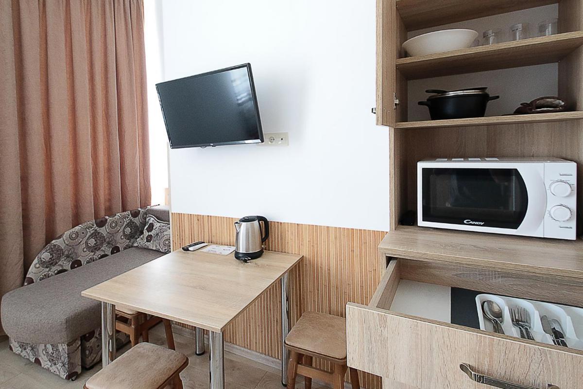 Buk Apartments On Doroshenka 29 Lviv Bagian luar foto